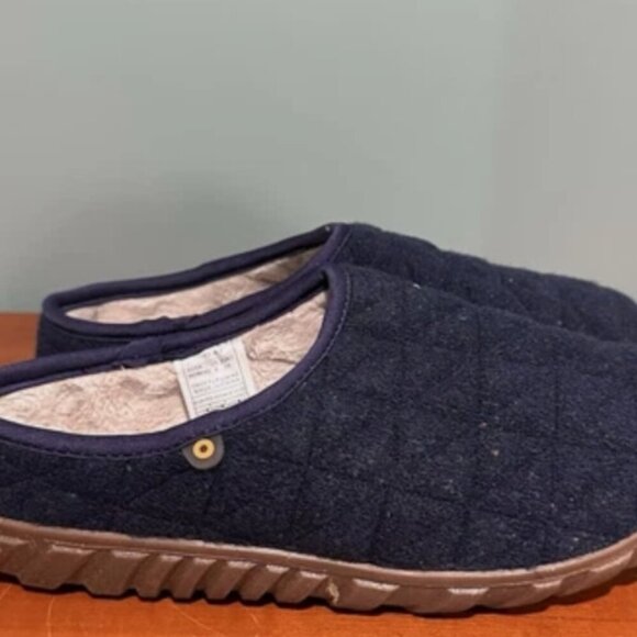 BOGS Women's 8 Navy Dark Blue Slip-on Cozy Snow Day Comfort Washable Shoes - Picture 1 of 6